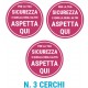 3 cerchi calpestabili antiscivolo adesivi indicati per mantenere la distanza di sicurezza