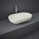 Lavabo ovale FEELING 55 x 35 cm con piletta inclusa Rak Ceramics beige opaco matt profilo slim cod. FEECT5500505A