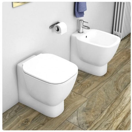 Sanitari One di Rak Ceramics Filomuro Vaso + Bidet in Ceramica Bianco Lucido