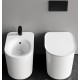 Bidet filomuro con fissaggio nascosto Valet di Rak Ceramics in ceramica bianco lucido