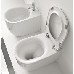 Sanitari Nolita di Kerasan Vaso Tecnologia Rimless con Scarico Traslato  + Bidet in ceramica bianco lucido