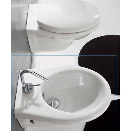 Bidet Sospeso modello Hola marca Althea