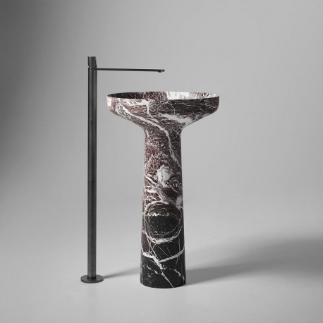 Lavabo a Terra Freestanding Ago185 di antoniolupi in marmo rosso levanto marble