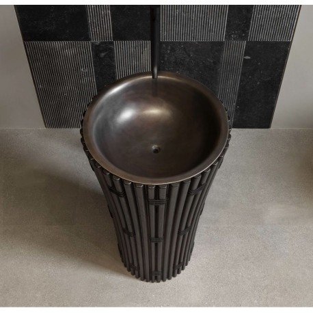 Lavabo a Terra Freestanding Ramses di antoniolupi frassino moka + bronzo patinato scuro