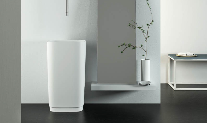 Lavabo freestanding in luxolid