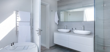 Arredare il bagno: idee e consigli per non litigare.