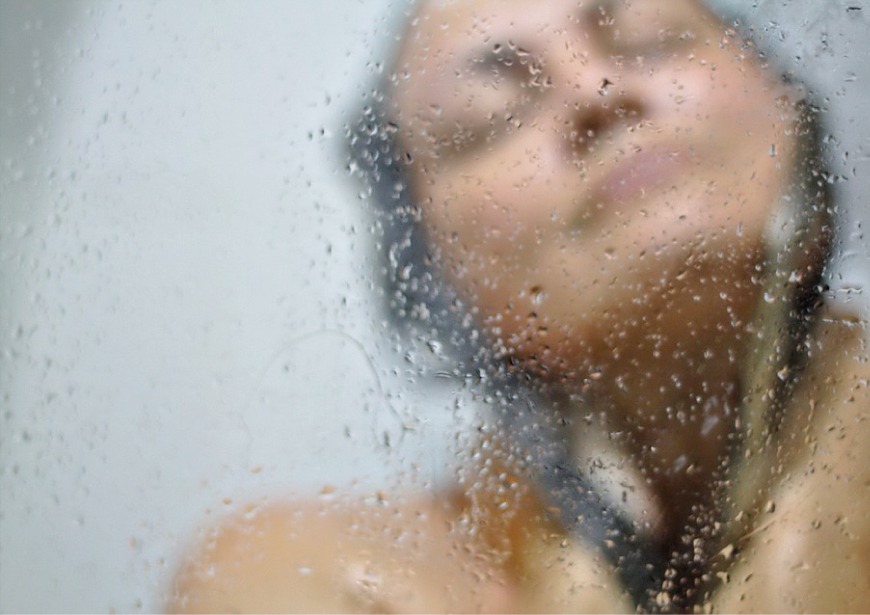 Fare la doccia troppo spesso può essere dannoso: vi spieghiamo il perché! 